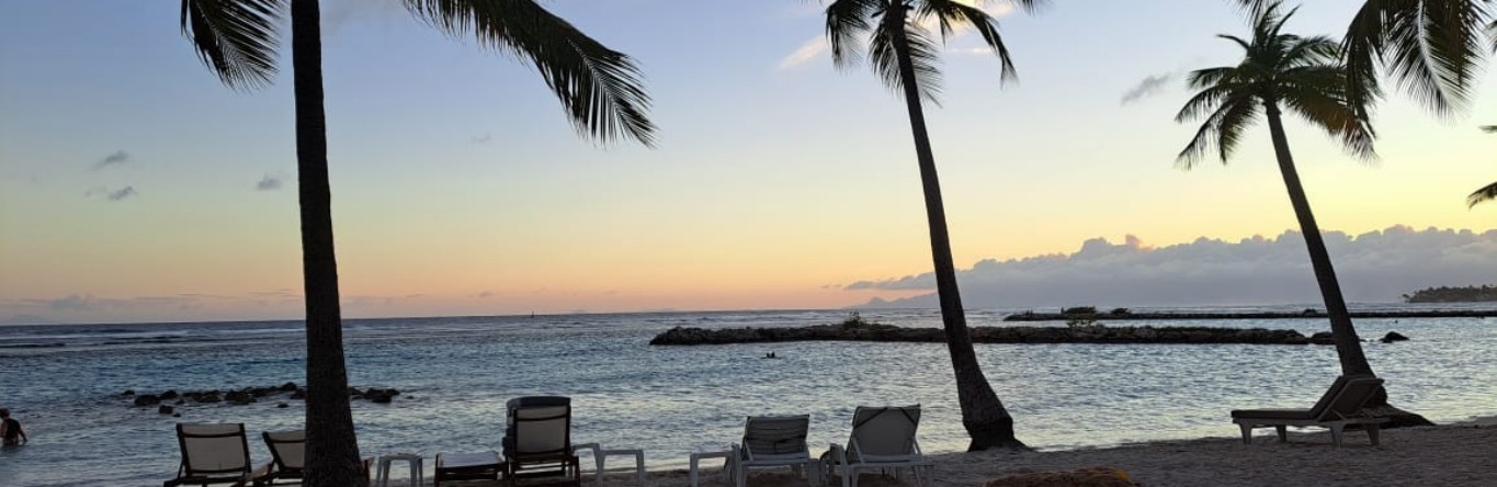 Sainte-Anne - Plage du Bourg.jpg